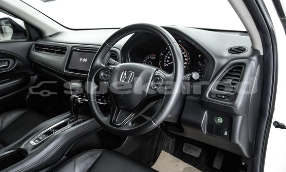 ซื้อ รถมือสอง Honda HR-V ขาว รถยนต์ ใน %{เมือง} ใน กรุงเทพมหานคร ซื้อ รถมือสอง Honda HR-V ขาว รถยนต์ ใน %{เมือง} ใน กรุงเทพมหานคร