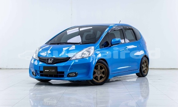 ซื้อ รถมือสอง Honda Jazz อื่น ๆ รถยนต์ ใน %{เมือง} ใน กรุงเทพมหานคร