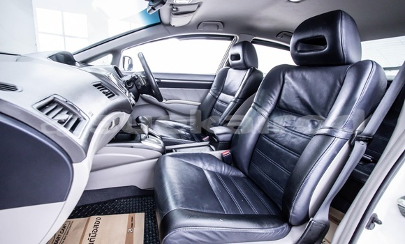 ซื้อ รถมือสอง Honda Civic ขาว รถยนต์ ใน %{เมือง} ใน กรุงเทพมหานคร ซื้อ รถมือสอง Honda Civic ขาว รถยนต์ ใน %{เมือง} ใน กรุงเทพมหานคร