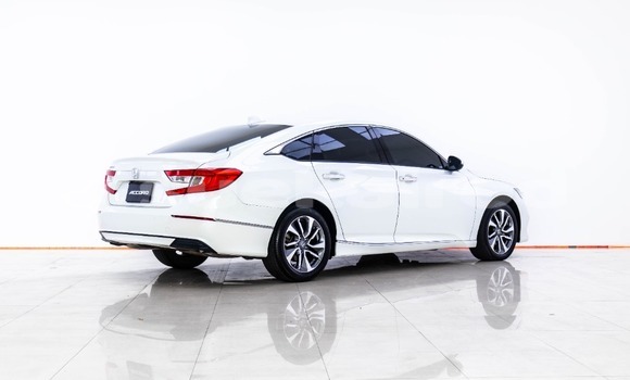 Buy Used Honda Accord White Car in Bangkok in Bangkok Buy Used Honda Accord White Car in Bangkok in Bangkok