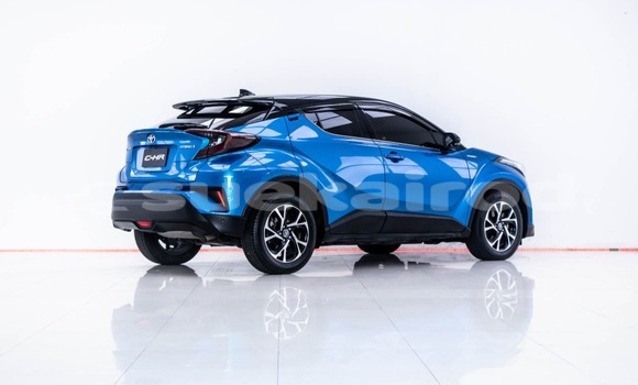 Buy Used Toyota C-HR Blue Car in Bangkok in Bangkok Buy Used Toyota C-HR Blue Car in Bangkok in Bangkok