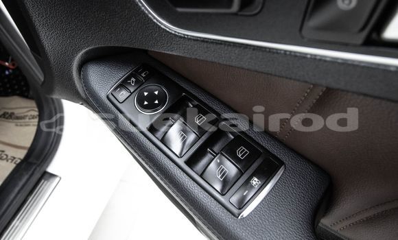 Buy Used Mercedes-Benz E200 White Car in Bangkok in Bangkok Buy Used Mercedes-Benz E200 White Car in Bangkok in Bangkok