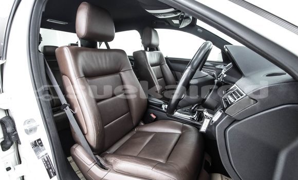 Buy Used Mercedes-Benz E200 White Car in Bangkok in Bangkok Buy Used Mercedes-Benz E200 White Car in Bangkok in Bangkok