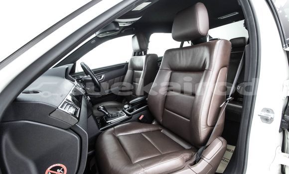 Buy Used Mercedes-Benz E200 White Car in Bangkok in Bangkok Buy Used Mercedes-Benz E200 White Car in Bangkok in Bangkok