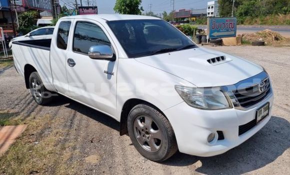 Buy Used Toyota Hiluxe VIGO White Car in Bangkok in Bangkok Buy Used Toyota Hiluxe VIGO White Car in Bangkok in Bangkok