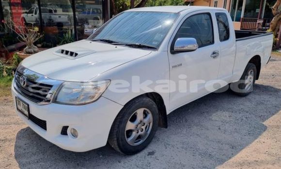 Buy Used Toyota Hiluxe VIGO White Car in Bangkok in Bangkok Buy Used Toyota Hiluxe VIGO White Car in Bangkok in Bangkok