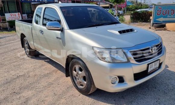 Buy Used Toyota Vigo Silver Car in Bangkok in Bangkok