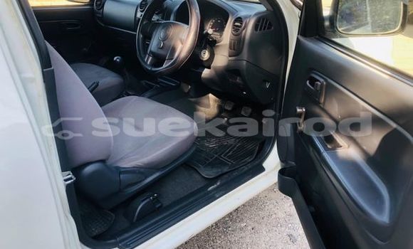 Buy Used Isuzu D-Max White Car in Bangkok in Bangkok Buy Used Isuzu D-Max White Car in Bangkok in Bangkok