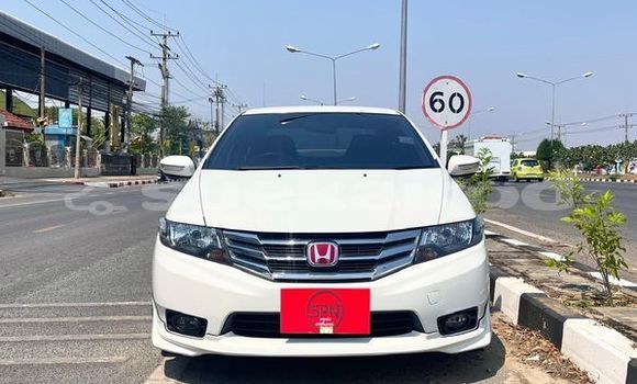 Buy Used Honda City White Car in Bangkok in Bangkok