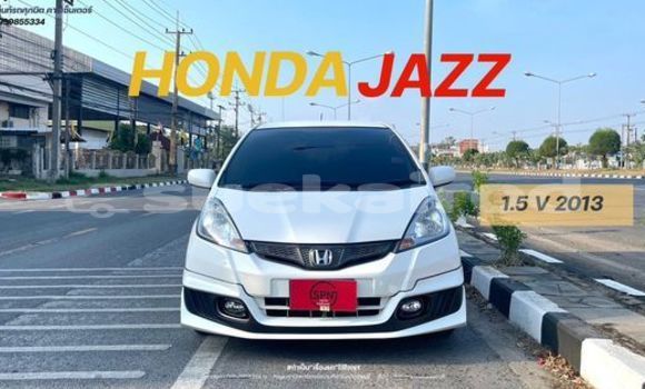 ซื้อ รถมือสอง Honda Jazz ขาว รถยนต์ ใน %{เมือง} ใน กรุงเทพมหานคร ซื้อ รถมือสอง Honda Jazz ขาว รถยนต์ ใน %{เมือง} ใน กรุงเทพมหานคร