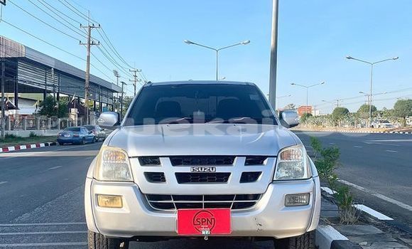 Buy Used Isuzu D-Max Silver Car in Bangkok in Bangkok