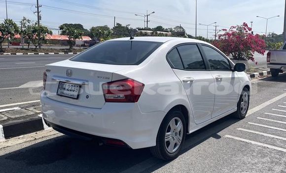 ซื้อ รถมือสอง Honda City ขาว รถยนต์ ใน %{เมือง} ใน กรุงเทพมหานคร ซื้อ รถมือสอง Honda City ขาว รถยนต์ ใน %{เมือง} ใน กรุงเทพมหานคร