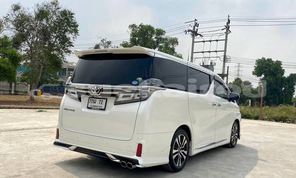 ซื้อ รถมือสอง Toyota Vellfire ขาว รถยนต์ ใน %{เมือง} ใน กรุงเทพมหานคร ซื้อ รถมือสอง Toyota Vellfire ขาว รถยนต์ ใน %{เมือง} ใน กรุงเทพมหานคร