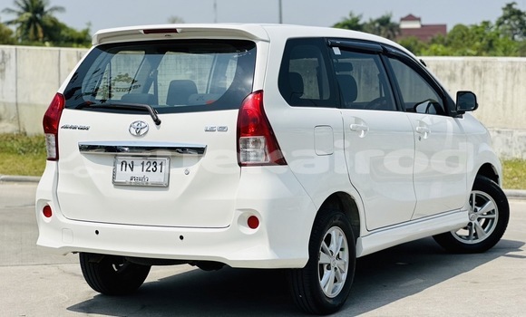 ซื้อ รถมือสอง Toyota Avanza ขาว รถยนต์ ใน %{เมือง} ใน กรุงเทพมหานคร ซื้อ รถมือสอง Toyota Avanza ขาว รถยนต์ ใน %{เมือง} ใน กรุงเทพมหานคร