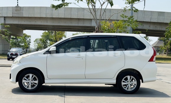 ซื้อ รถมือสอง Toyota Avanza ขาว รถยนต์ ใน %{เมือง} ใน กรุงเทพมหานคร ซื้อ รถมือสอง Toyota Avanza ขาว รถยนต์ ใน %{เมือง} ใน กรุงเทพมหานคร