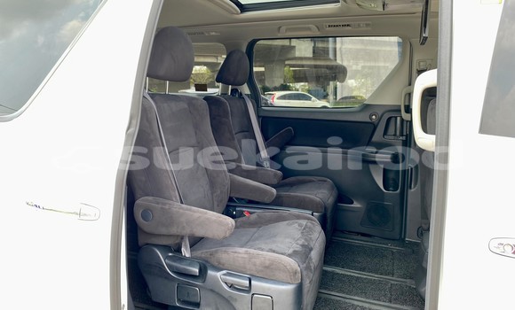 Buy Used Toyota Vellfire White Car in Bangkok in Bangkok Buy Used Toyota Vellfire White Car in Bangkok in Bangkok