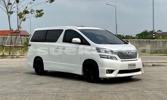 Buy Used Toyota Vellfire White Car in Bangkok in Bangkok Buy Used Toyota Vellfire White Car in Bangkok in Bangkok