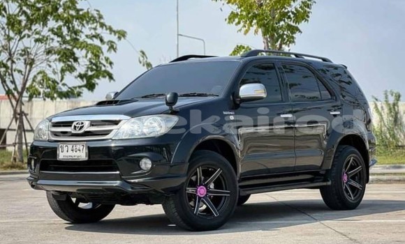 ซื้อ รถมือสอง Toyota Fortuner สีดำ รถยนต์ ใน %{เมือง} ใน กรุงเทพมหานคร