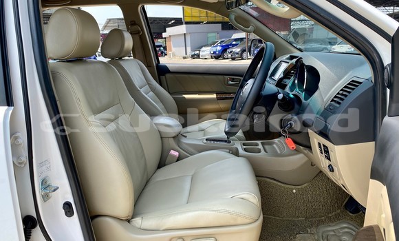 ซื้อ รถมือสอง Toyota Fortuner ขาว รถยนต์ ใน %{เมือง} ใน กรุงเทพมหานคร ซื้อ รถมือสอง Toyota Fortuner ขาว รถยนต์ ใน %{เมือง} ใน กรุงเทพมหานคร