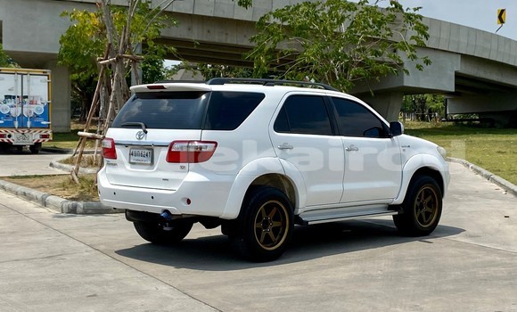 ซื้อ รถมือสอง Toyota Fortuner ขาว รถยนต์ ใน %{เมือง} ใน กรุงเทพมหานคร ซื้อ รถมือสอง Toyota Fortuner ขาว รถยนต์ ใน %{เมือง} ใน กรุงเทพมหานคร