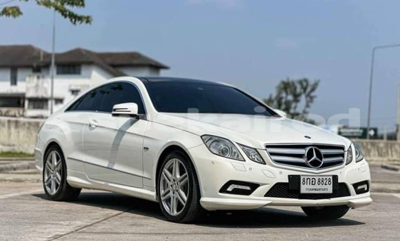 ซื้อ รถมือสอง Mercedes‒Benz E–Class ขาว รถยนต์ ใน %{เมือง} ใน กรุงเทพมหานคร ซื้อ รถมือสอง Mercedes‒Benz E–Class ขาว รถยนต์ ใน %{เมือง} ใน กรุงเทพมหานคร