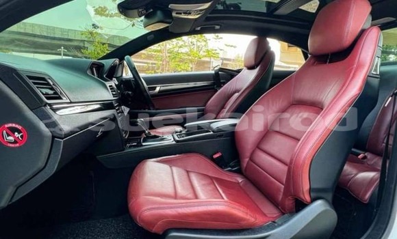 ซื้อ รถมือสอง Mercedes‒Benz E–Class ขาว รถยนต์ ใน %{เมือง} ใน กรุงเทพมหานคร ซื้อ รถมือสอง Mercedes‒Benz E–Class ขาว รถยนต์ ใน %{เมือง} ใน กรุงเทพมหานคร