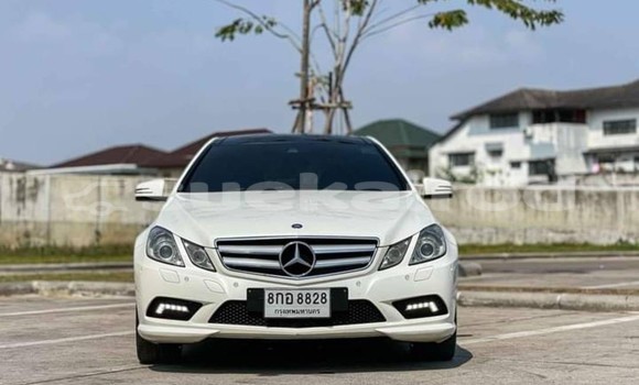 ซื้อ รถมือสอง Mercedes‒Benz E–Class ขาว รถยนต์ ใน %{เมือง} ใน กรุงเทพมหานคร ซื้อ รถมือสอง Mercedes‒Benz E–Class ขาว รถยนต์ ใน %{เมือง} ใน กรุงเทพมหานคร