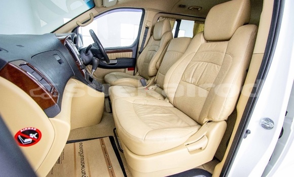 Buy Used Hyundai Starex White Car in Bangkok in Bangkok Buy Used Hyundai Starex White Car in Bangkok in Bangkok