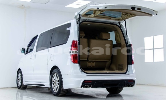 Buy Used Hyundai Starex White Car in Bangkok in Bangkok Buy Used Hyundai Starex White Car in Bangkok in Bangkok