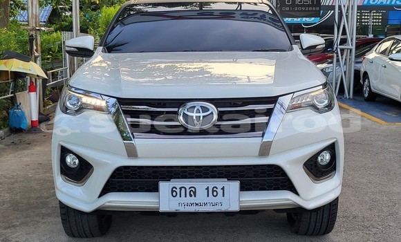 ซื้อ รถมือสอง Toyota Fortuner ขาว รถยนต์ ใน %{เมือง} ใน กรุงเทพมหานคร ซื้อ รถมือสอง Toyota Fortuner ขาว รถยนต์ ใน %{เมือง} ใน กรุงเทพมหานคร