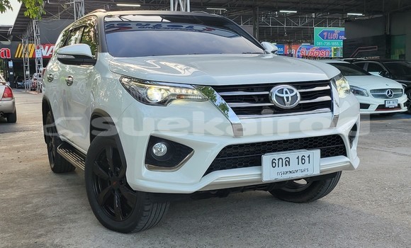 ซื้อ รถมือสอง Toyota Fortuner ขาว รถยนต์ ใน %{เมือง} ใน กรุงเทพมหานคร ซื้อ รถมือสอง Toyota Fortuner ขาว รถยนต์ ใน %{เมือง} ใน กรุงเทพมหานคร