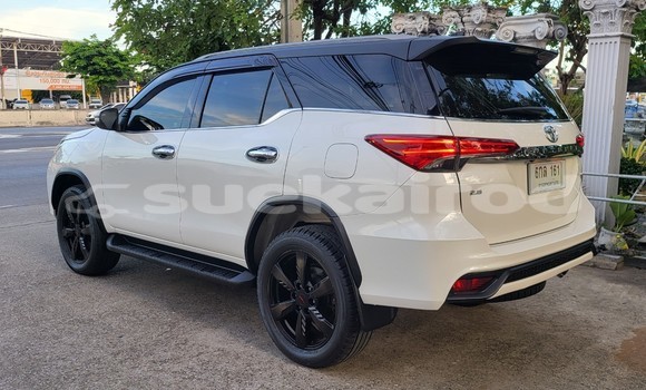 ซื้อ รถมือสอง Toyota Fortuner ขาว รถยนต์ ใน %{เมือง} ใน กรุงเทพมหานคร ซื้อ รถมือสอง Toyota Fortuner ขาว รถยนต์ ใน %{เมือง} ใน กรุงเทพมหานคร