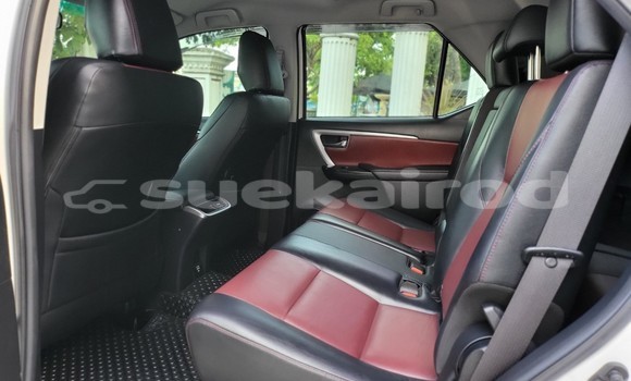 ซื้อ รถมือสอง Toyota Fortuner ขาว รถยนต์ ใน %{เมือง} ใน กรุงเทพมหานคร ซื้อ รถมือสอง Toyota Fortuner ขาว รถยนต์ ใน %{เมือง} ใน กรุงเทพมหานคร