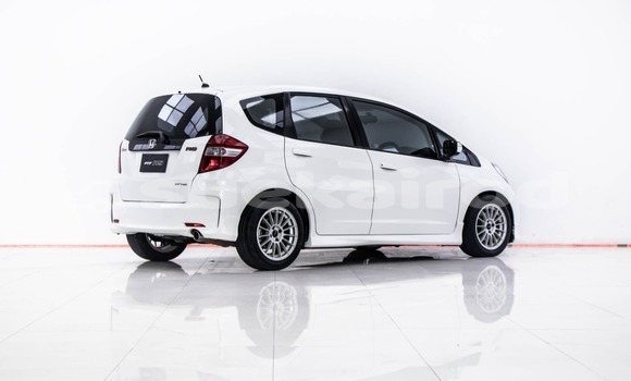 ซื้อ รถมือสอง Honda Jazz ขาว รถยนต์ ใน %{เมือง} ใน กรุงเทพมหานคร ซื้อ รถมือสอง Honda Jazz ขาว รถยนต์ ใน %{เมือง} ใน กรุงเทพมหานคร