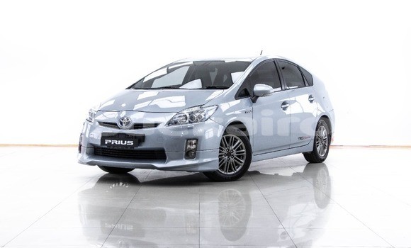 ซื้อ รถมือสอง Toyota Prius อื่น ๆ รถยนต์ ใน %{เมือง} ใน กรุงเทพมหานคร