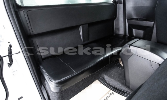 Buy Used Isuzu D–MAX White Car in Bangkok in Bangkok Buy Used Isuzu D–MAX White Car in Bangkok in Bangkok