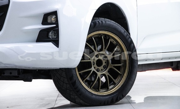 Buy Used Isuzu D–MAX White Car in Bangkok in Bangkok Buy Used Isuzu D–MAX White Car in Bangkok in Bangkok