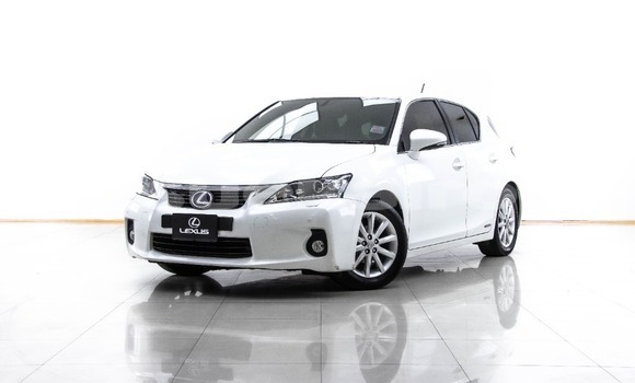 Buy Used Lexus CT White Car in Bangkok in Bangkok
