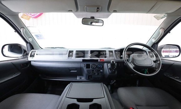 Buy Used Toyota Commuter White Car in Bangkok in Bangkok Buy Used Toyota Commuter White Car in Bangkok in Bangkok