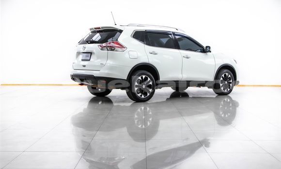 Buy Used Nissan X-Trail White Car in Bangkok in Bangkok Buy Used Nissan X-Trail White Car in Bangkok in Bangkok