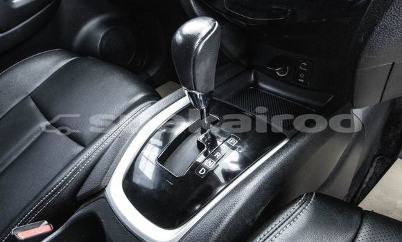 Buy Used Nissan X-Trail White Car in Bangkok in Bangkok Buy Used Nissan X-Trail White Car in Bangkok in Bangkok