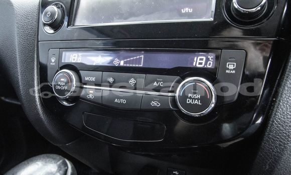 Buy Used Nissan X-Trail White Car in Bangkok in Bangkok Buy Used Nissan X-Trail White Car in Bangkok in Bangkok