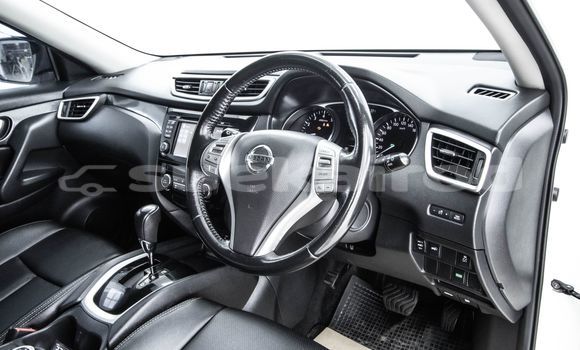 Buy Used Nissan X-Trail White Car in Bangkok in Bangkok Buy Used Nissan X-Trail White Car in Bangkok in Bangkok