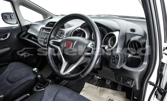 Buy Used Honda Jazz White Car in Bangkok in Bangkok Buy Used Honda Jazz White Car in Bangkok in Bangkok