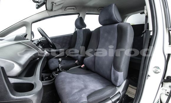 Buy Used Honda Jazz White Car in Bangkok in Bangkok Buy Used Honda Jazz White Car in Bangkok in Bangkok