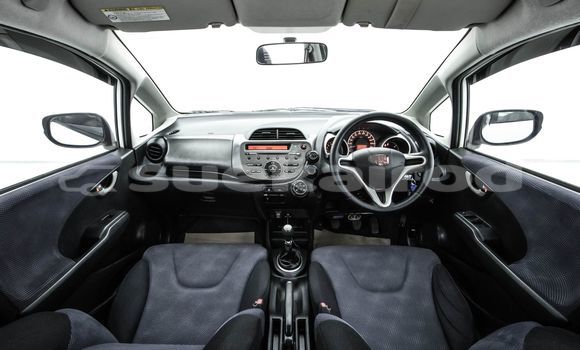 Buy Used Honda Jazz White Car in Bangkok in Bangkok Buy Used Honda Jazz White Car in Bangkok in Bangkok