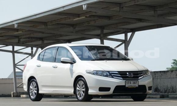 Buy Used Honda City White Car in Bangkok in Bangkok
