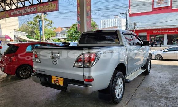 ซื้อ รถมือสอง Mazda BT-50 เงิน รถยนต์ ใน %{เมือง} ใน กรุงเทพมหานคร ซื้อ รถมือสอง Mazda BT-50 เงิน รถยนต์ ใน %{เมือง} ใน กรุงเทพมหานคร