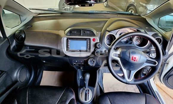 ซื้อ รถมือสอง Honda Jazz ขาว รถยนต์ ใน %{เมือง} ใน กรุงเทพมหานคร ซื้อ รถมือสอง Honda Jazz ขาว รถยนต์ ใน %{เมือง} ใน กรุงเทพมหานคร