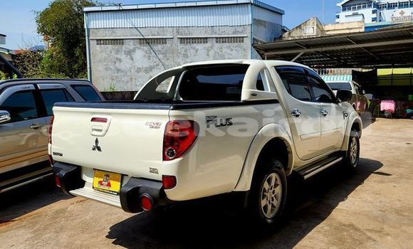 ซื้อ รถมือสอง Mitsubishi Triton ขาว รถยนต์ ใน %{เมือง} ใน กรุงเทพมหานคร ซื้อ รถมือสอง Mitsubishi Triton ขาว รถยนต์ ใน %{เมือง} ใน กรุงเทพมหานคร